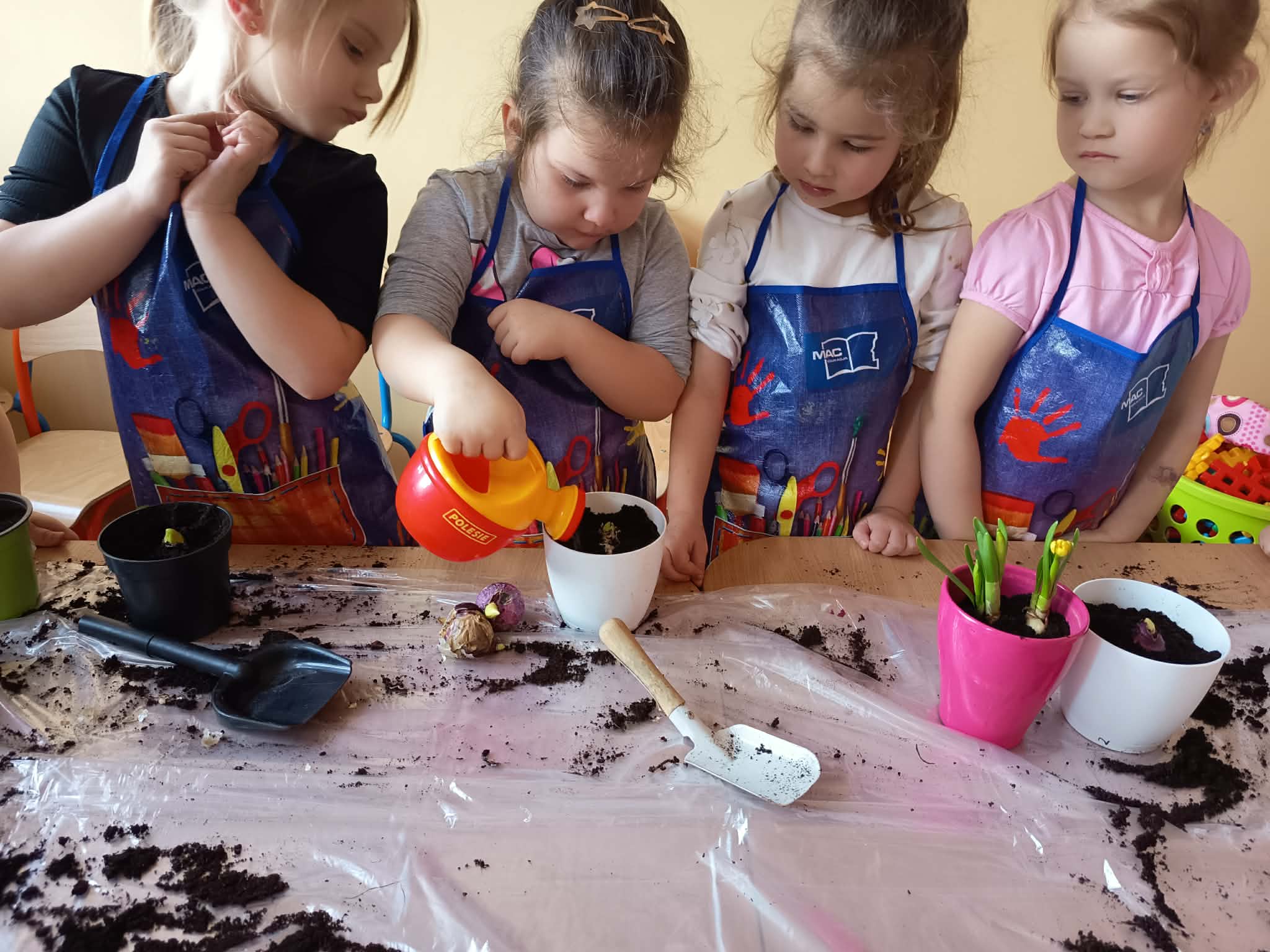 Mali ogrodnicy w akcji