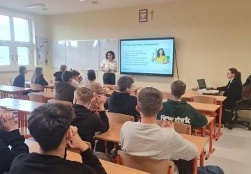 Spotkanie uczniów z przedstawicielami banku